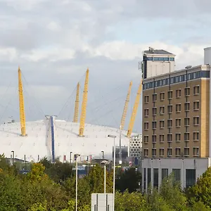 https://holiday-inn-express-london-greenwich.brighton-hotels-england.com